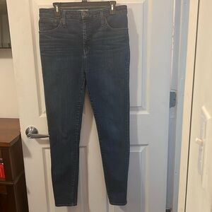 Madewell dark wash women’s skinny jeans